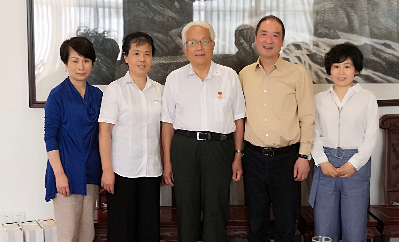 王龙基做客南亚新材专题报告(图1) 王龙基做客南亚新材专题报告(图1)