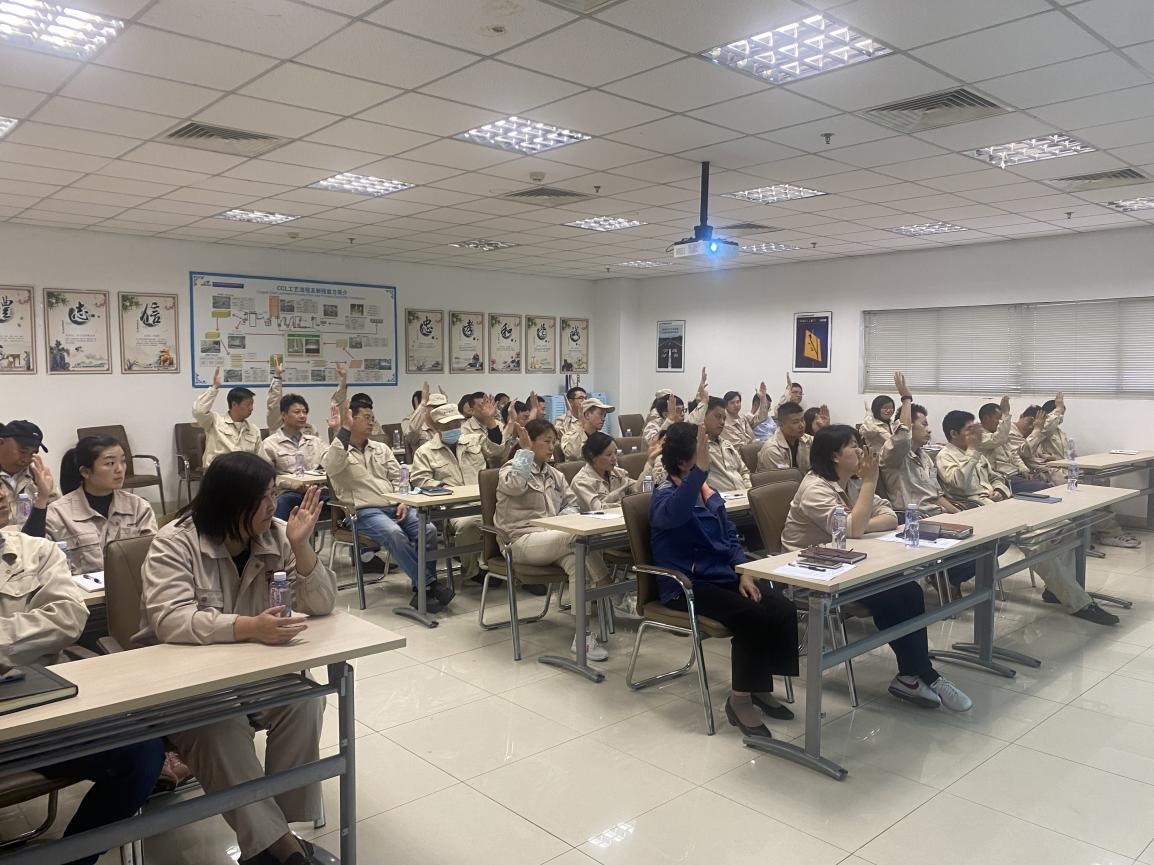 我公司召开四届十次职工代表大会(图4) 我公司召开四届十次职工代表大会(图4)