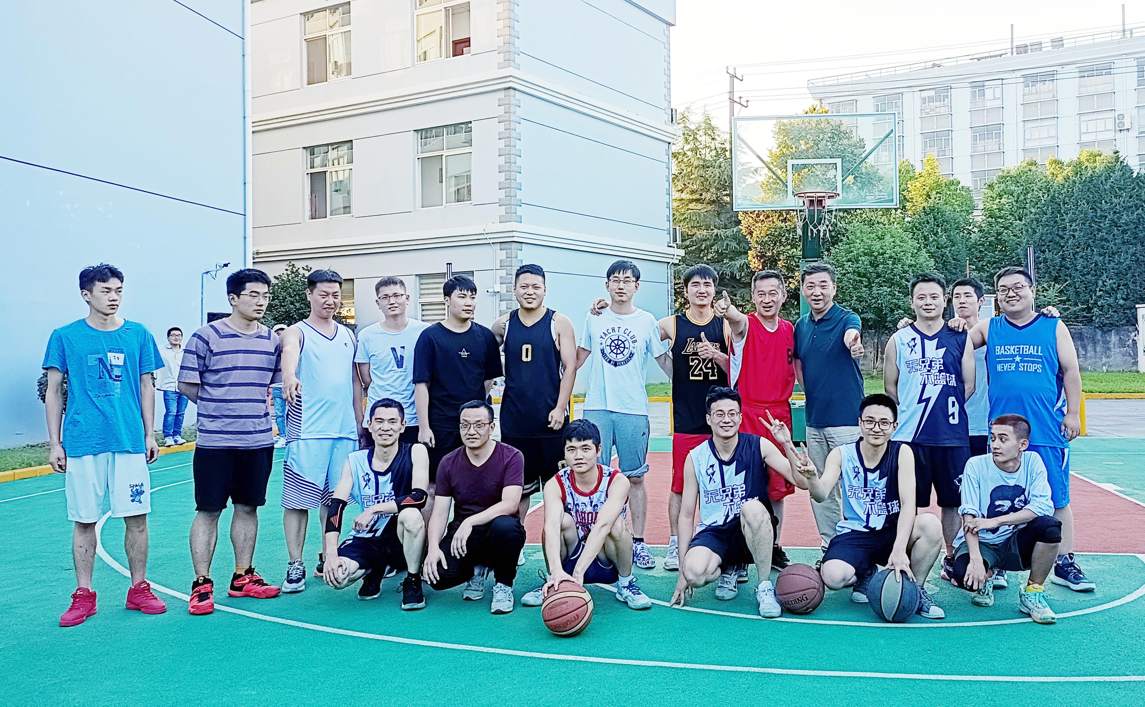 你争我赶,赛水平;团结奋进,争第一(图3) 你争我赶,赛水平;团结奋进,争第一(图3)